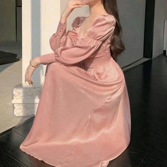 Empire Waist Buttoned Decor Lantern Sleeve Dress - Picture 5 of 6